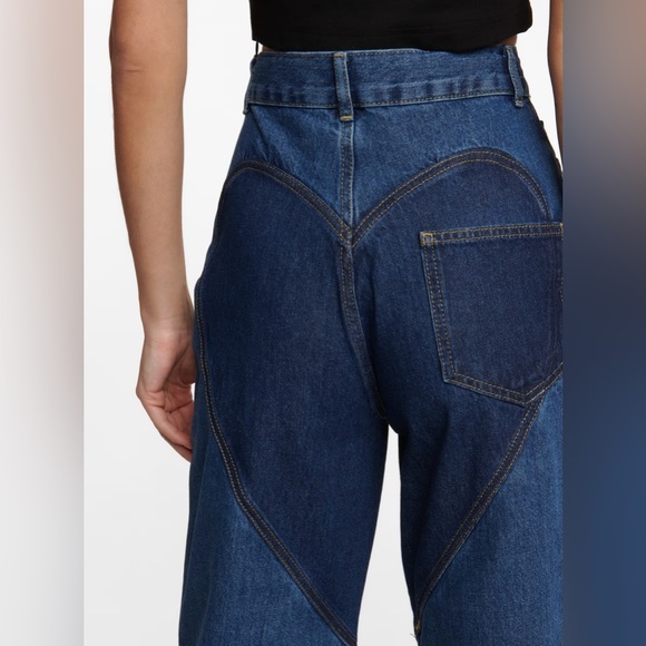 Area High Rise Jeans - Picture 3 of 14